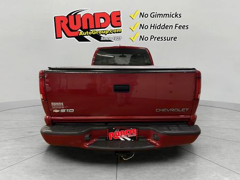 Used 2002 Chevrolet S10 Pickup LS w/ LS Preferred Equipment Group image 4