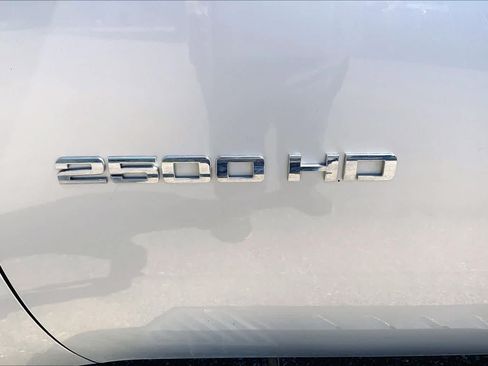 Used 2014 GMC Sierra 2500 SLT w/ Suspension Package, Off-Road AWD/4WD image 9