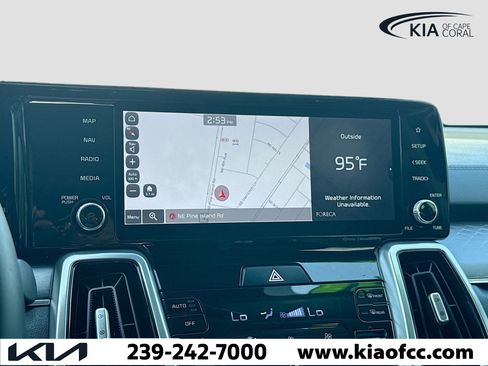 Certified 2021 Kia Sorento SX image 33