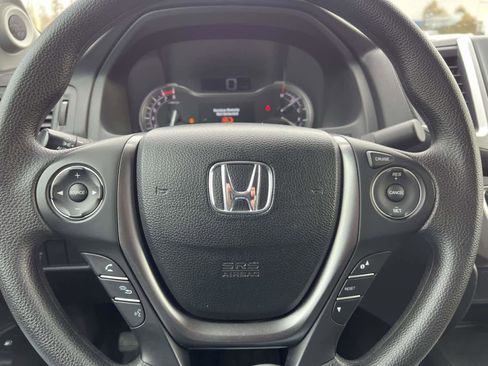 Used 2018 Honda Ridgeline Sport image 30