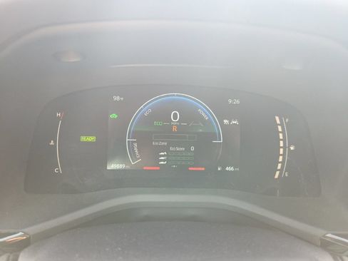 Used 2025 Toyota Camry LE FWD image 2