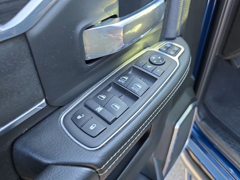 Used 2024 RAM 3500 Laramie w/ Night Edition image 20