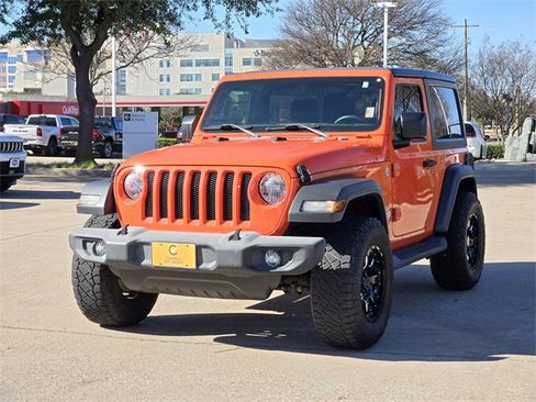 Used 2018 Jeep Wrangler Sport S image 3