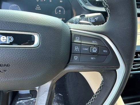 New 2026 Jeep Grand Cherokee L Limited AWD/4WD image 26