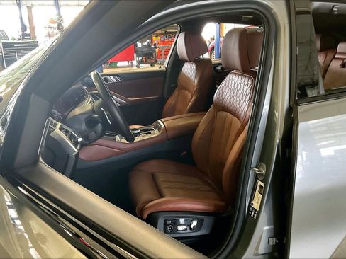 Certified 2025 BMW X6 M60i image 7