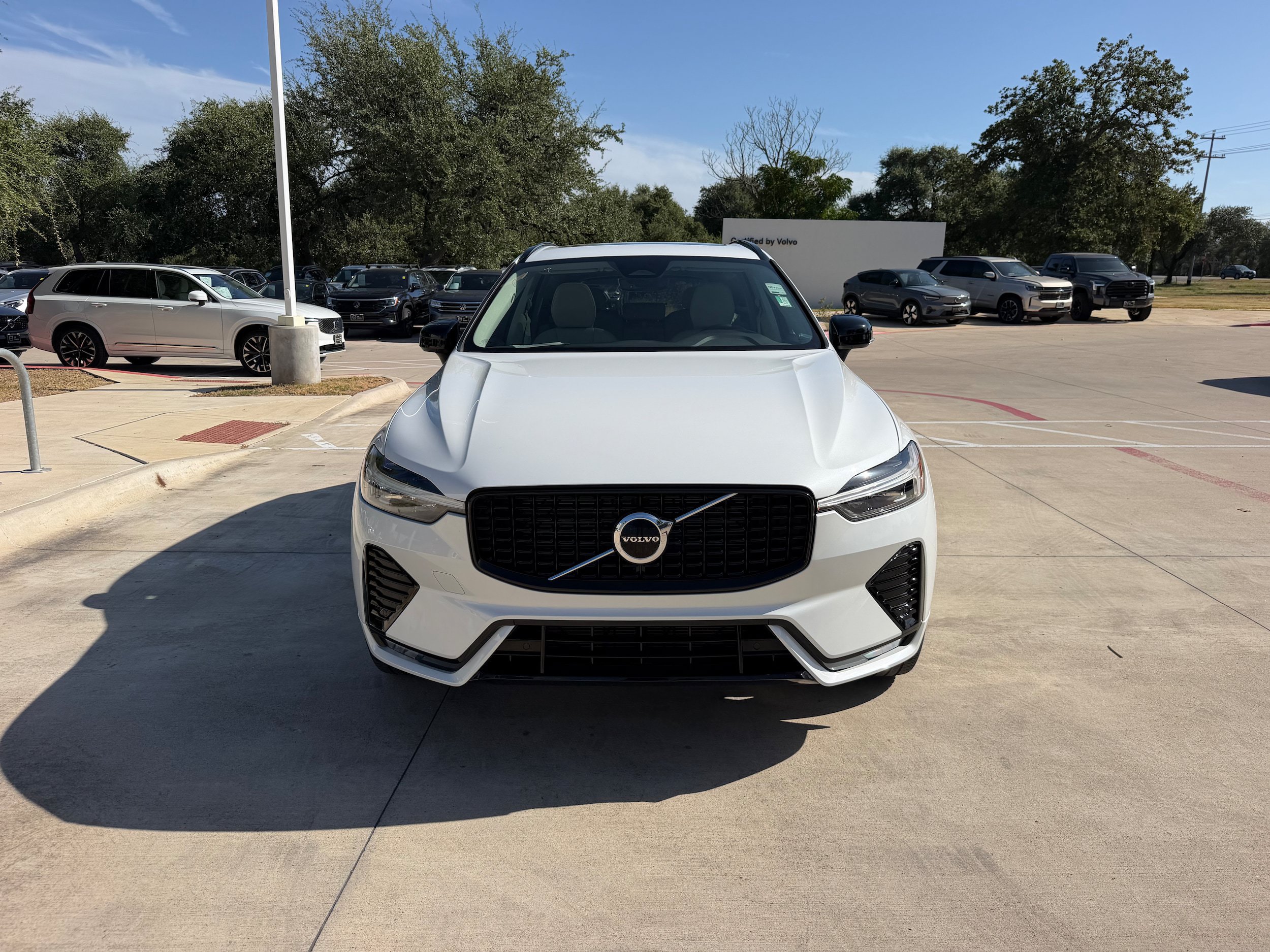Certified 2024 Volvo XC60 B5 Core w/ Protection Package Premier AWD/4WD image 7