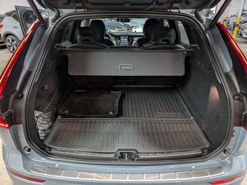 Used 2022 Volvo XC60 T8 Polestar w/ Protection Package Premier image 12