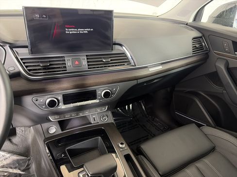 Certified 2023 Audi Q5 2.0T Prestige w/ Prestige Package image 4