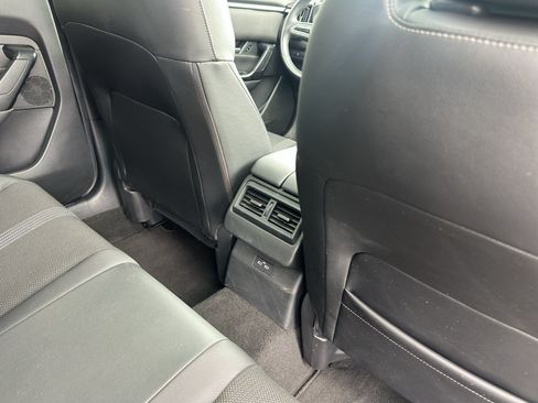 Used 2025 MAZDA CX-50 AWD 2.5 S w/ Premium Package image 16
