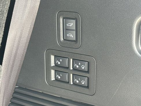 Certified 2026 Nissan Armada Platinum Reserve image 20