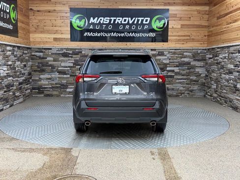 Used 2021 Toyota RAV4 XLE Premium AWD/4WD image 8