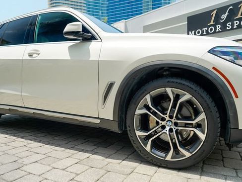 Used 2023 BMW X5 xDrive40i w/ Parking Assistance Package AWD/4WD image 36