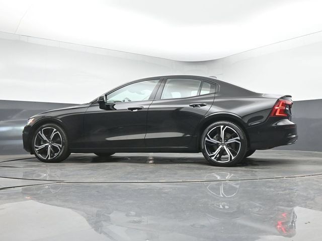 Used 2023 Volvo S60 B5 Ultimate w/ Protection Package Premier FWD image 39