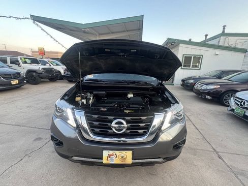 Used 2017 Nissan Pathfinder S AWD/4WD image 21