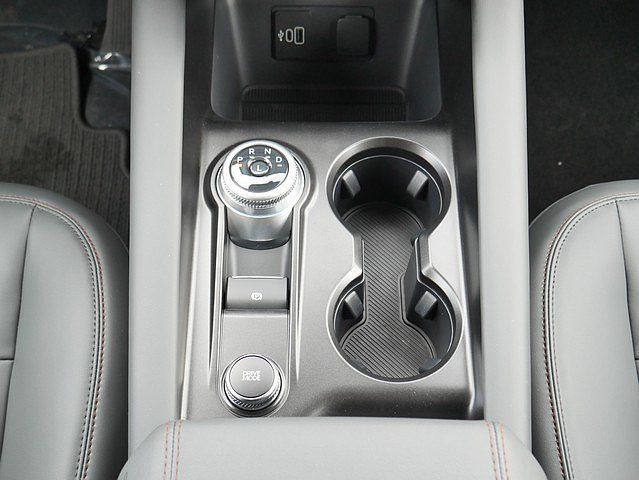 New 2026 Ford Explorer Active w/ Active Comfort Package AWD/4WD image 24