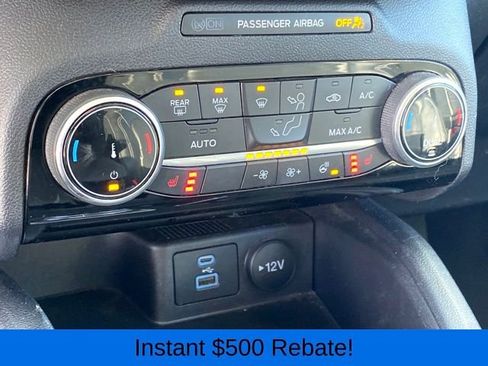 Used 2022 Ford Escape Titanium image 12