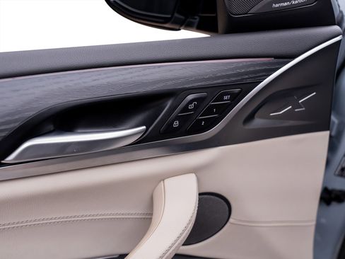 Used 2024 BMW X4 xDrive30i w/ Premium Package image 56