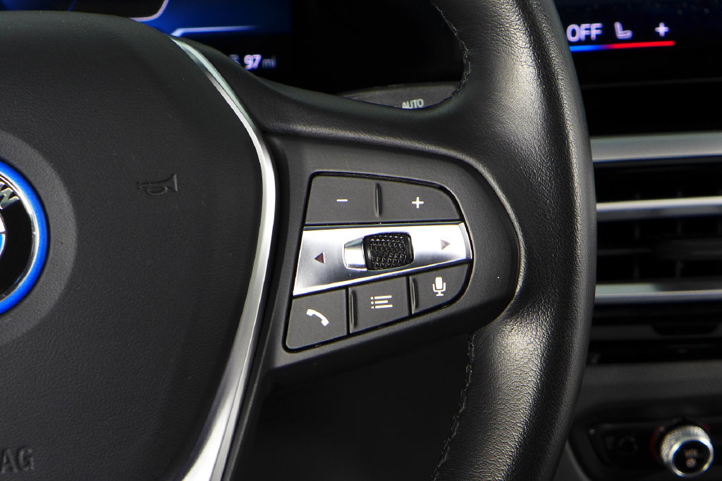 Certified 2024 BMW i4 eDrive35 w/ Convenience Package RWD image 29