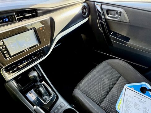 Used 2016 Scion iM image 34