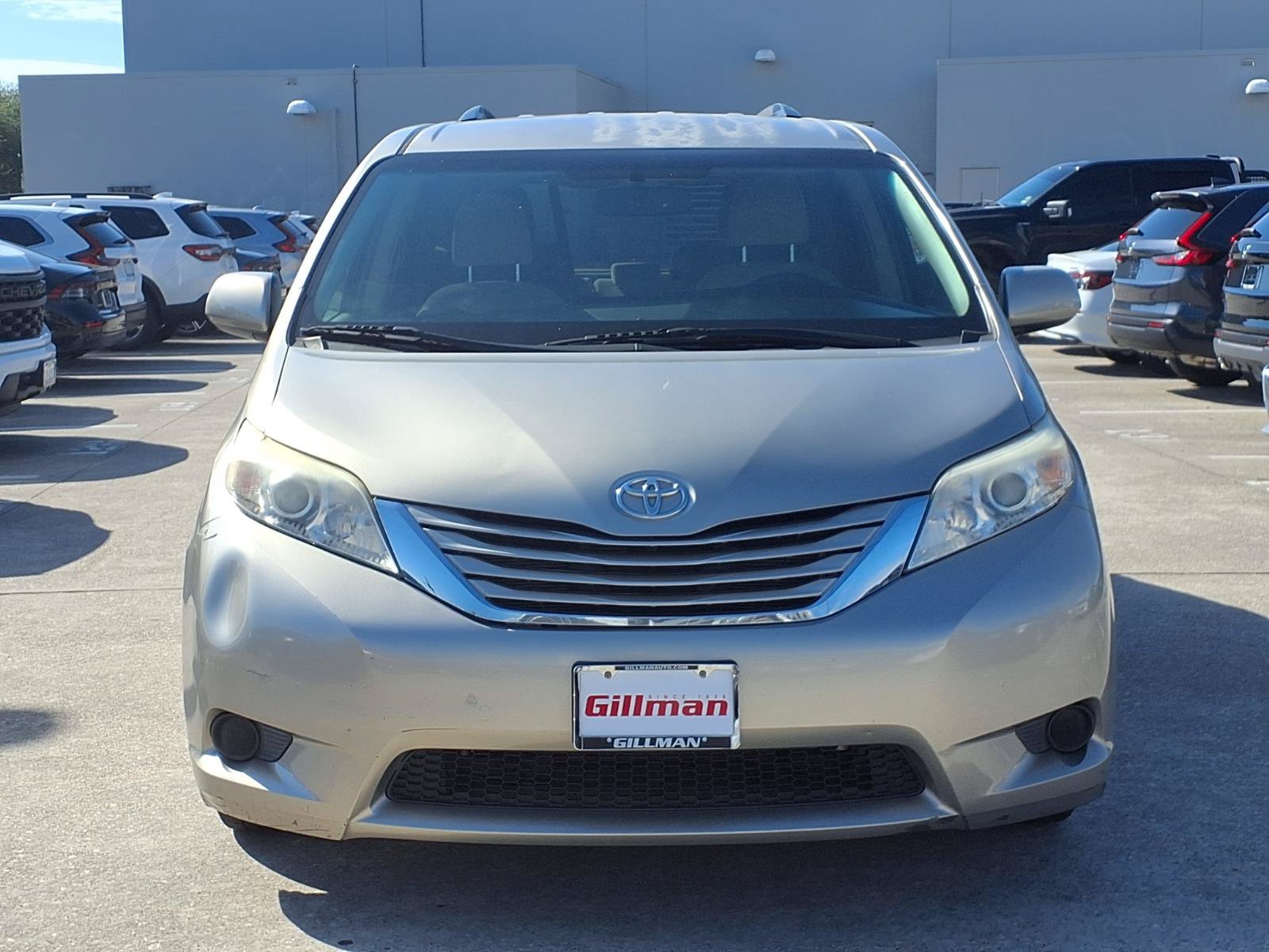 Used 2016 Toyota Sienna LE FWD image 20