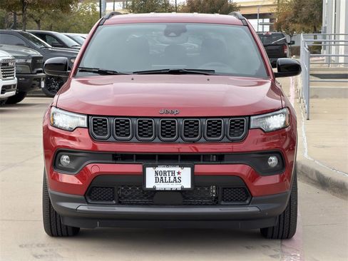 New 2026 Jeep Compass Latitude image 3