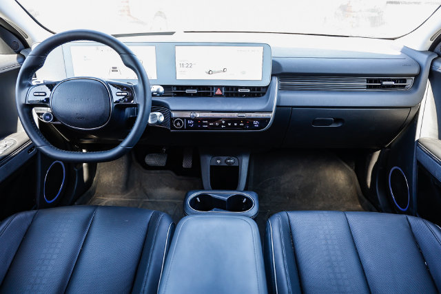 Certified 2024 Hyundai Ioniq 5 Limited AWD/4WD image 10
