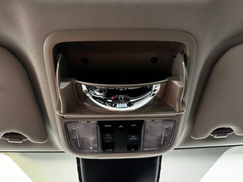 Used 2025 Honda Odyssey EX-L image 27