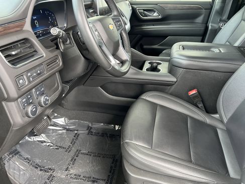 Used 2024 Chevrolet Tahoe LT AWD/4WD image 12
