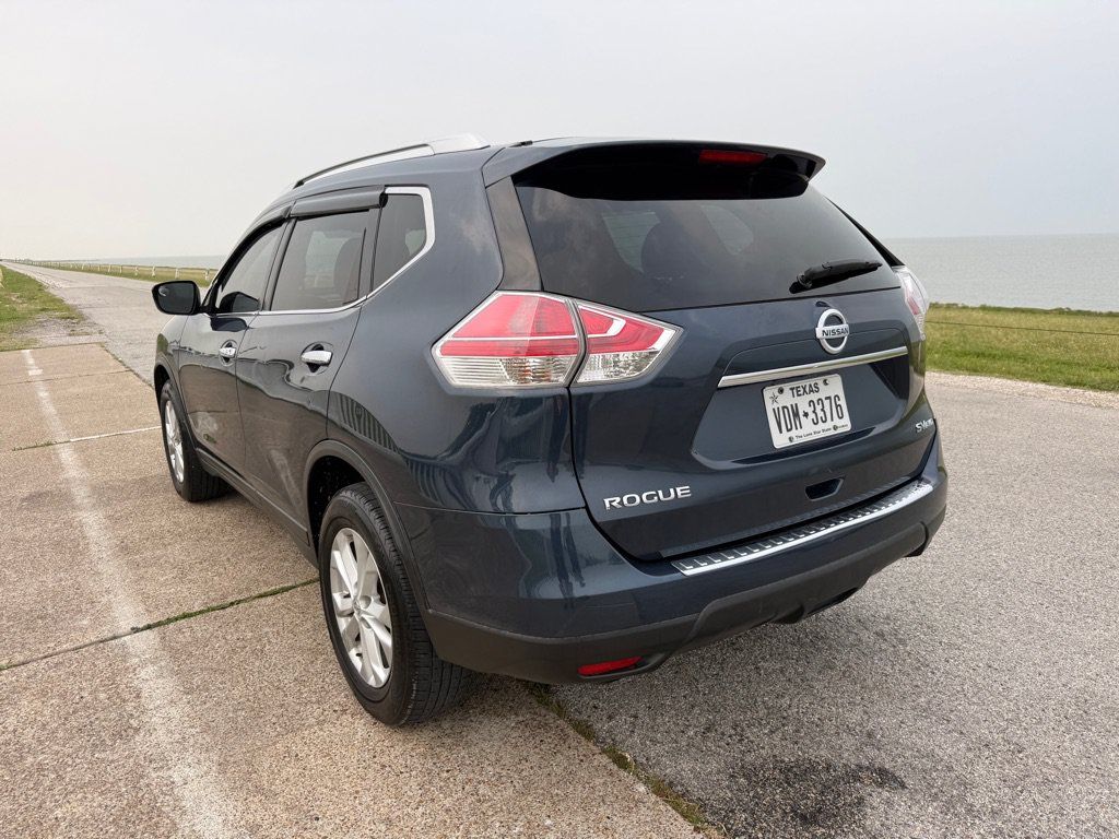 Used 2015 Nissan Rogue SV AWD/4WD image 7