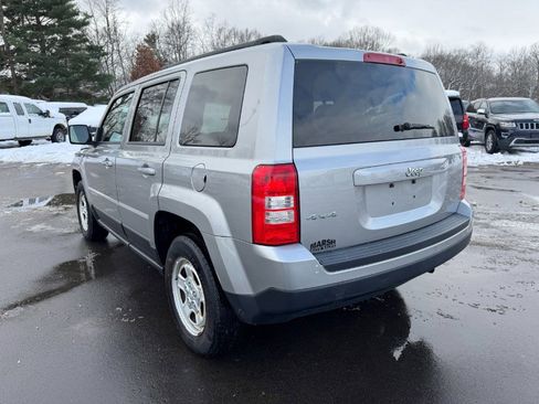 Used 2016 Jeep Patriot Sport w/ Power Value Group image 3