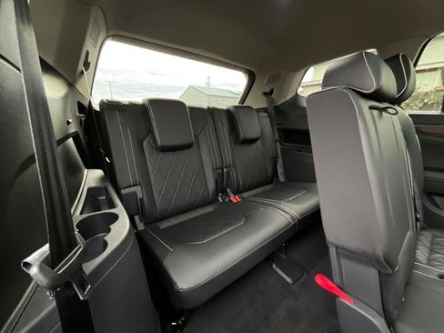 New 2026 Volkswagen Atlas SEL Premium R-Line image 15