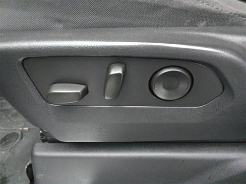 Used 2023 GMC Sierra 1500 Elevation w/ X31 Off-Road Package image 19