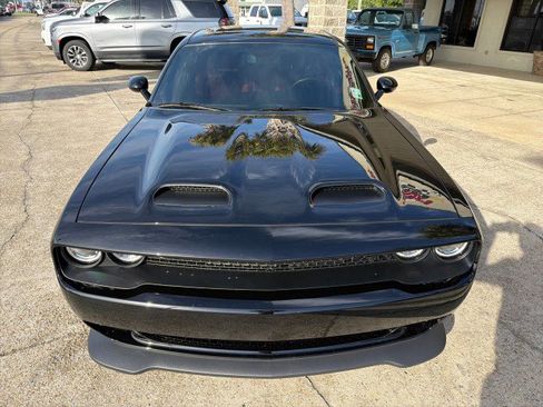 Used 2022 Dodge Challenger SRT Hellcat w/ Plus Package image 15