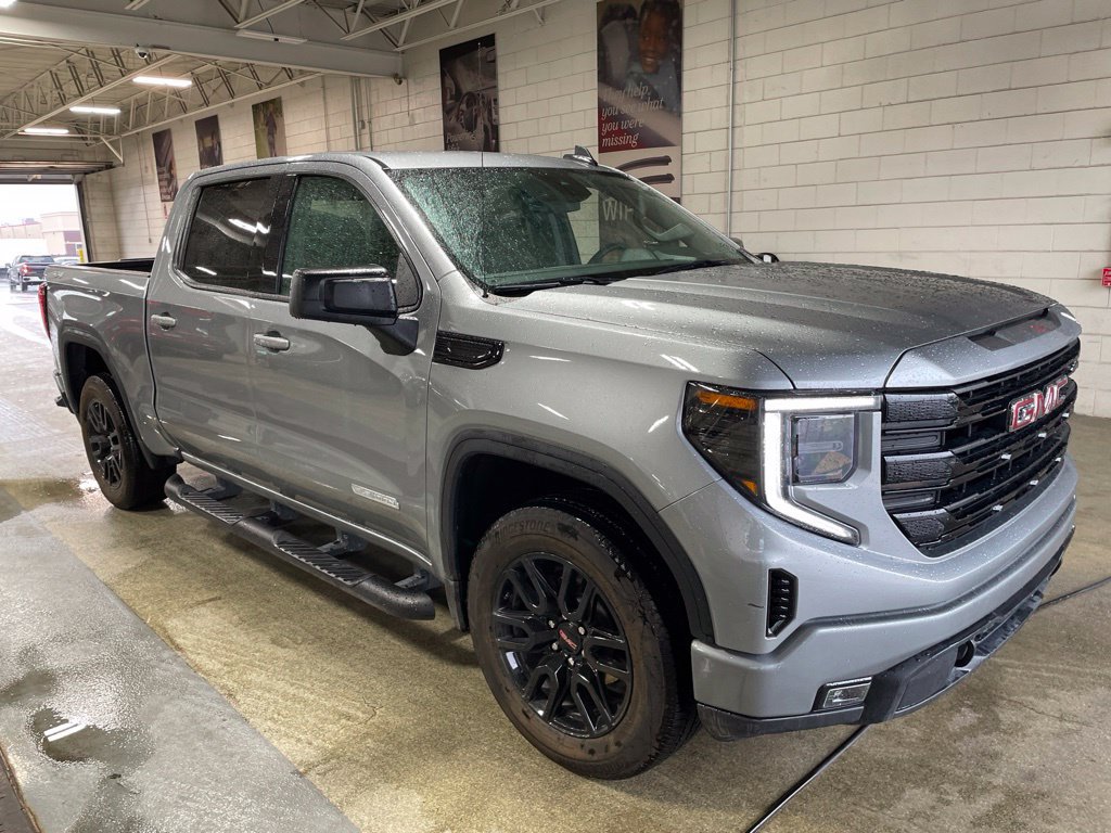Used 2024 GMC Sierra 1500 Elevation AWD/4WD image 8