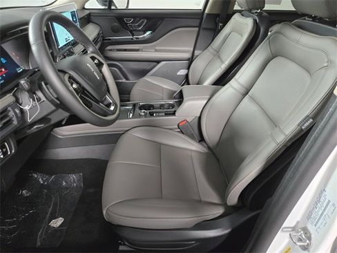 New 2025 Lincoln Corsair Grand Touring w/ Rear Removable Package Tray image 7