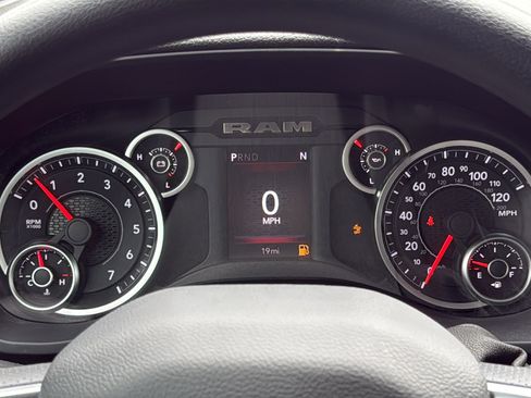 New 2026 RAM 2500 Tradesman AWD/4WD image 19