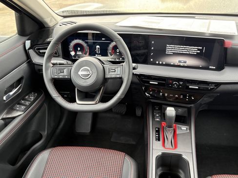 New 2026 Nissan Kicks SR w/ SR Premium Package image 11