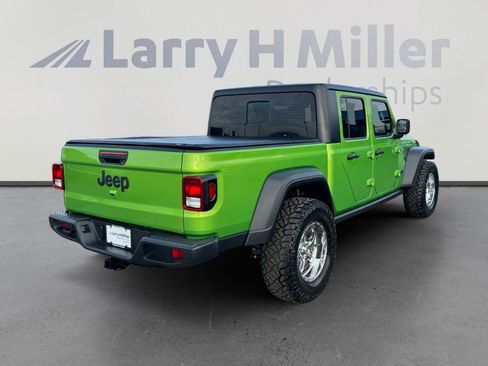 Certified 2025 Jeep Gladiator Sport image 5