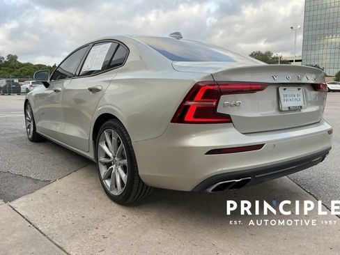 Used 2020 Volvo S60 T5 Momentum FWD image 10