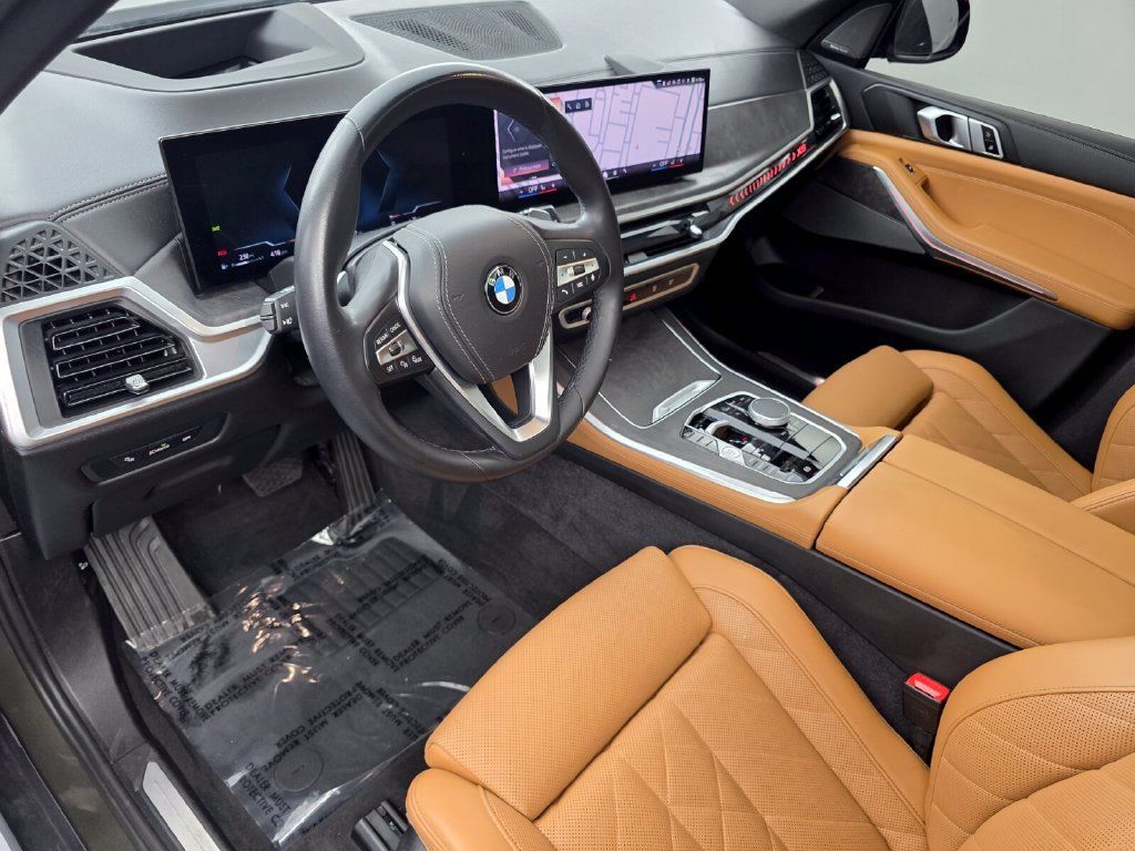Used 2024 BMW X5 sDrive40i w/ Premium Package RWD image 10
