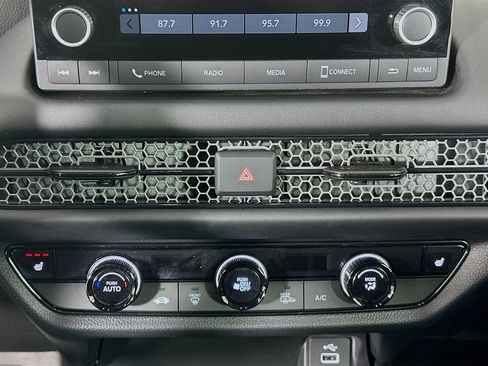 Used 2024 Honda HR-V Sport image 23