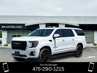 Used 2023 GMC Yukon XL SLT w/ SLT Premium Package