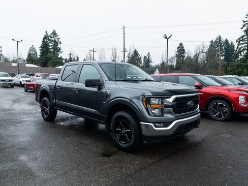 Used 2023 Ford F150 XLT image 25