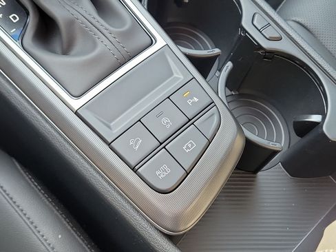 New 2026 Kia Sportage SX FWD image 38