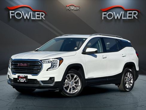 Used 2024 GMC Terrain SLT AWD/4WD image 1