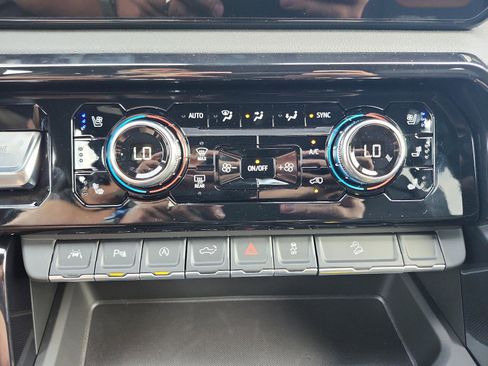 New 2026 GMC Sierra 1500 AT4 w/ AT4 Premium Package image 17