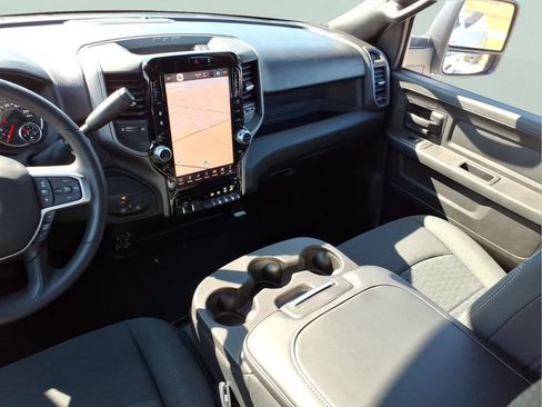 New 2026 RAM 2500 Tradesman AWD/4WD image 16