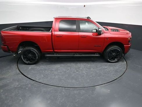 New 2026 RAM 2500 Laramie AWD/4WD image 44