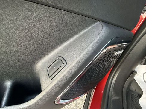 Certified 2024 GMC Acadia Denali w/ Super Cruise Package image 31