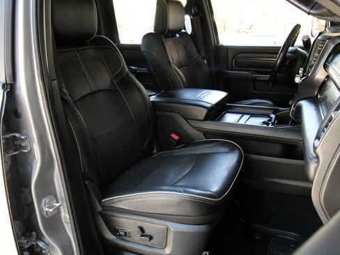 Used 2022 RAM 3500 Limited w/ Night Edition AWD/4WD image 44